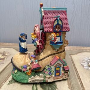 Vintage Old Woman Who Lived In A Shoe Animated Music Box My Favorite Things
